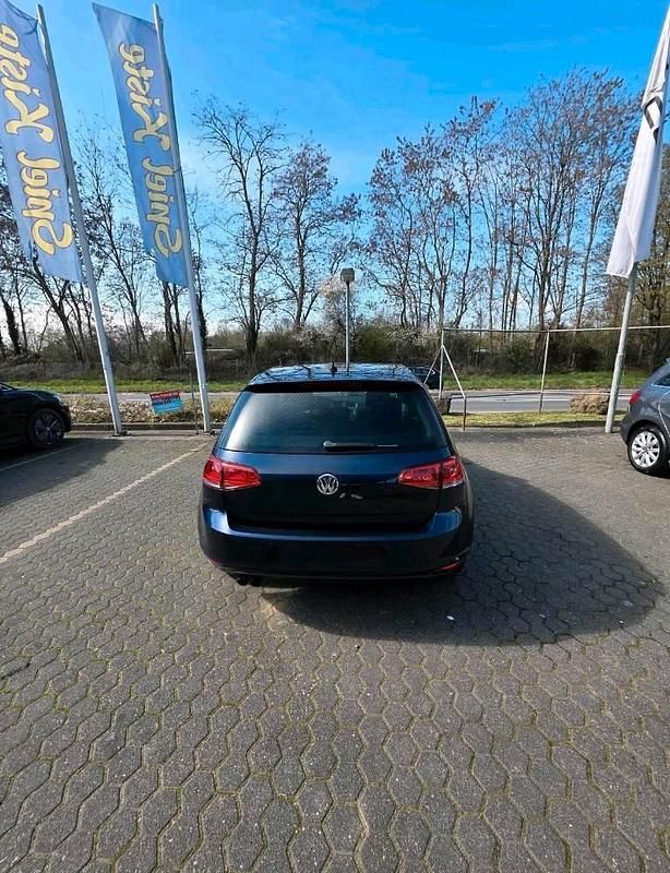 Gebraucht VW Golf LOUNGE 125 PS (91 kW) 2015 Blau Coupé