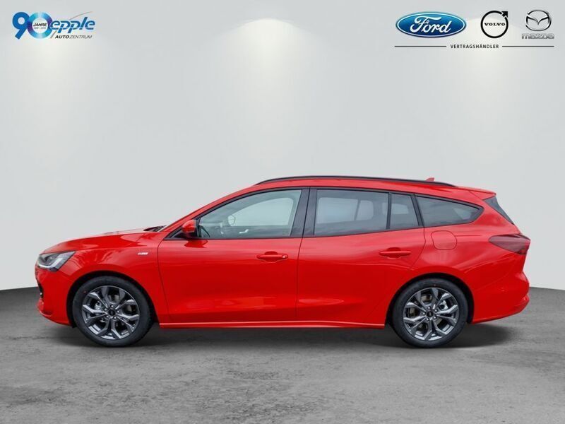 Gebraucht Ford Focus ST-Line 125 PS (91 kW) 2024 Race red Kombi