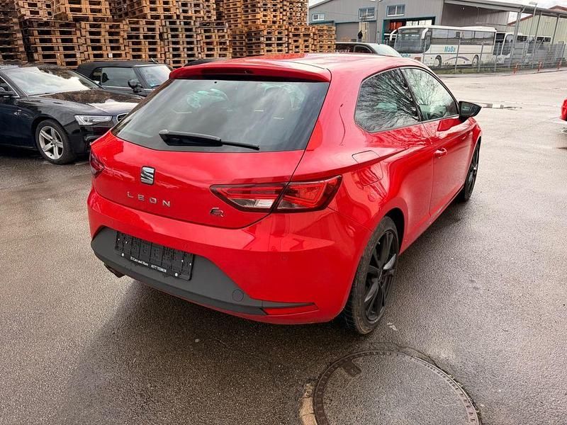 Gebraucht Seat Leon SC FR 179 PS (131 kW) 2015 Rot Kleinwagen