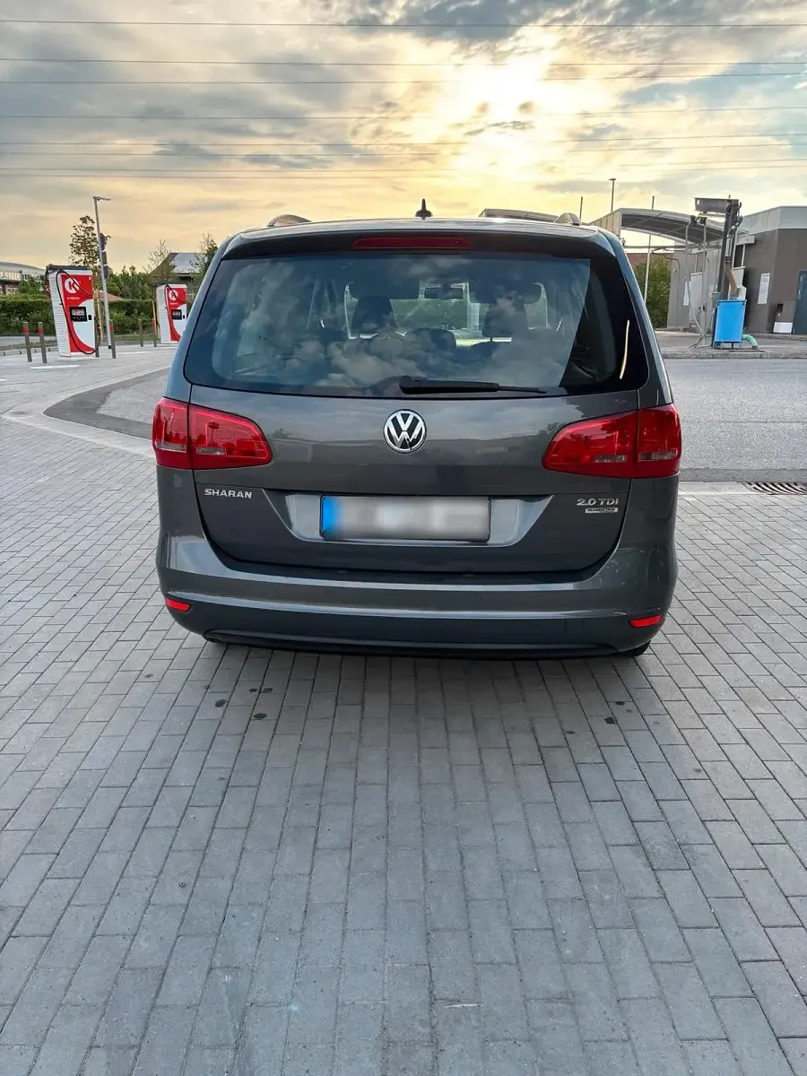 Gebraucht VW Sharan 170 PS (125 kW) 2011 Grau Van / Kleinbus