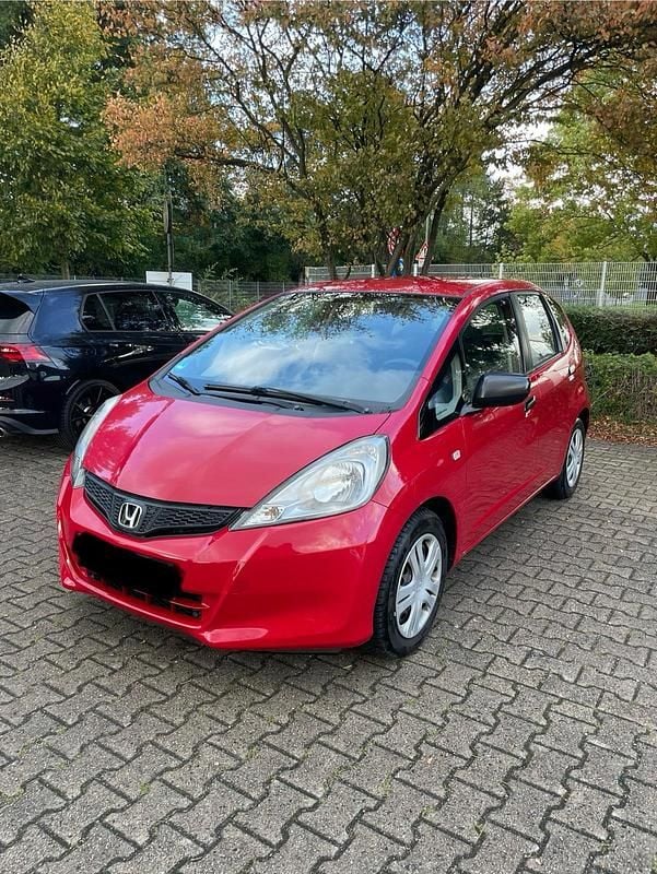 Rot Gebraucht 2013 Honda Jazz Kleinwagen | 6.350 € (Fairer Preis) - Bild 1/4