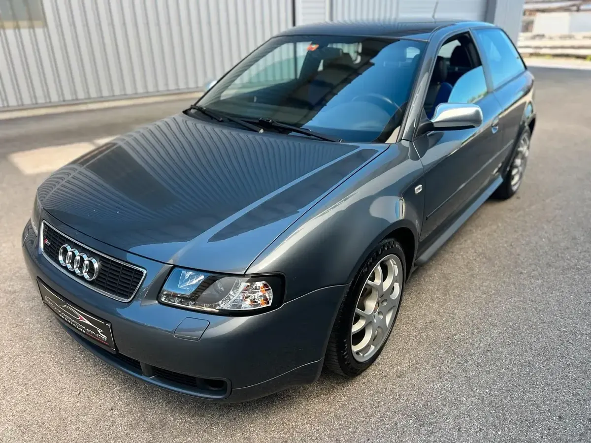 Gebraucht Audi S3 Performance 225 PS (165 kW) 2002 Grau Kleinwagen