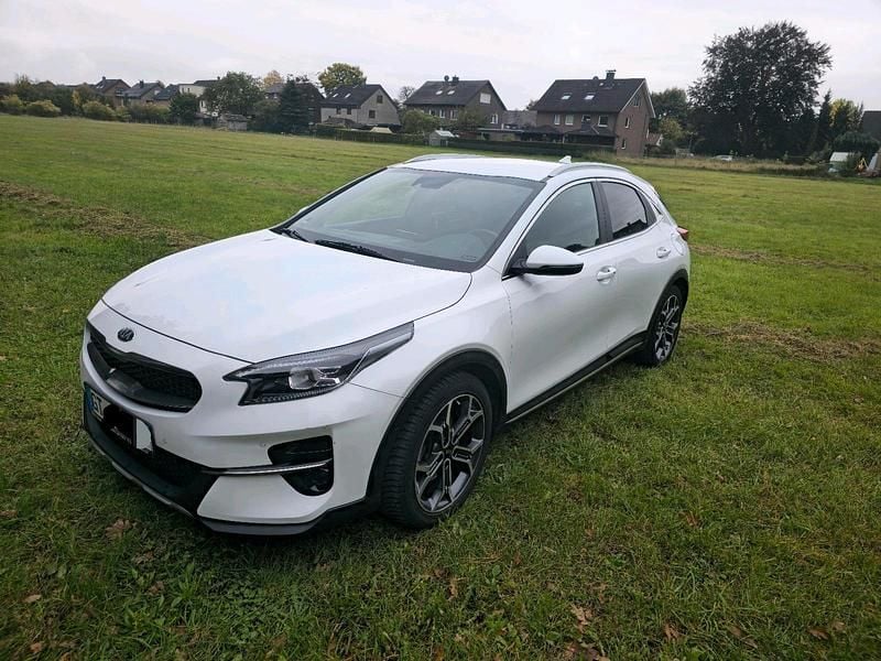 Gebraucht Kia XCeed Xdition 160 PS (117 kW) 2021 Weiß SUV