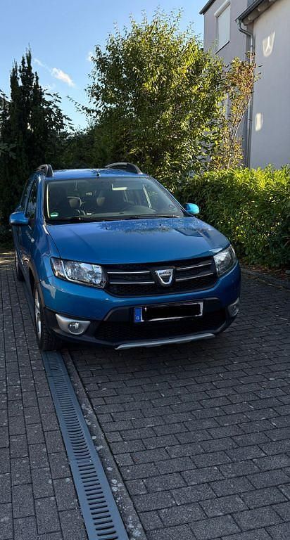 Blau Gebraucht 2014 Dacia Sandero Stepway Ambiance Kleinwagen | 7.000 € (Fairer Preis) - Bild 1/4