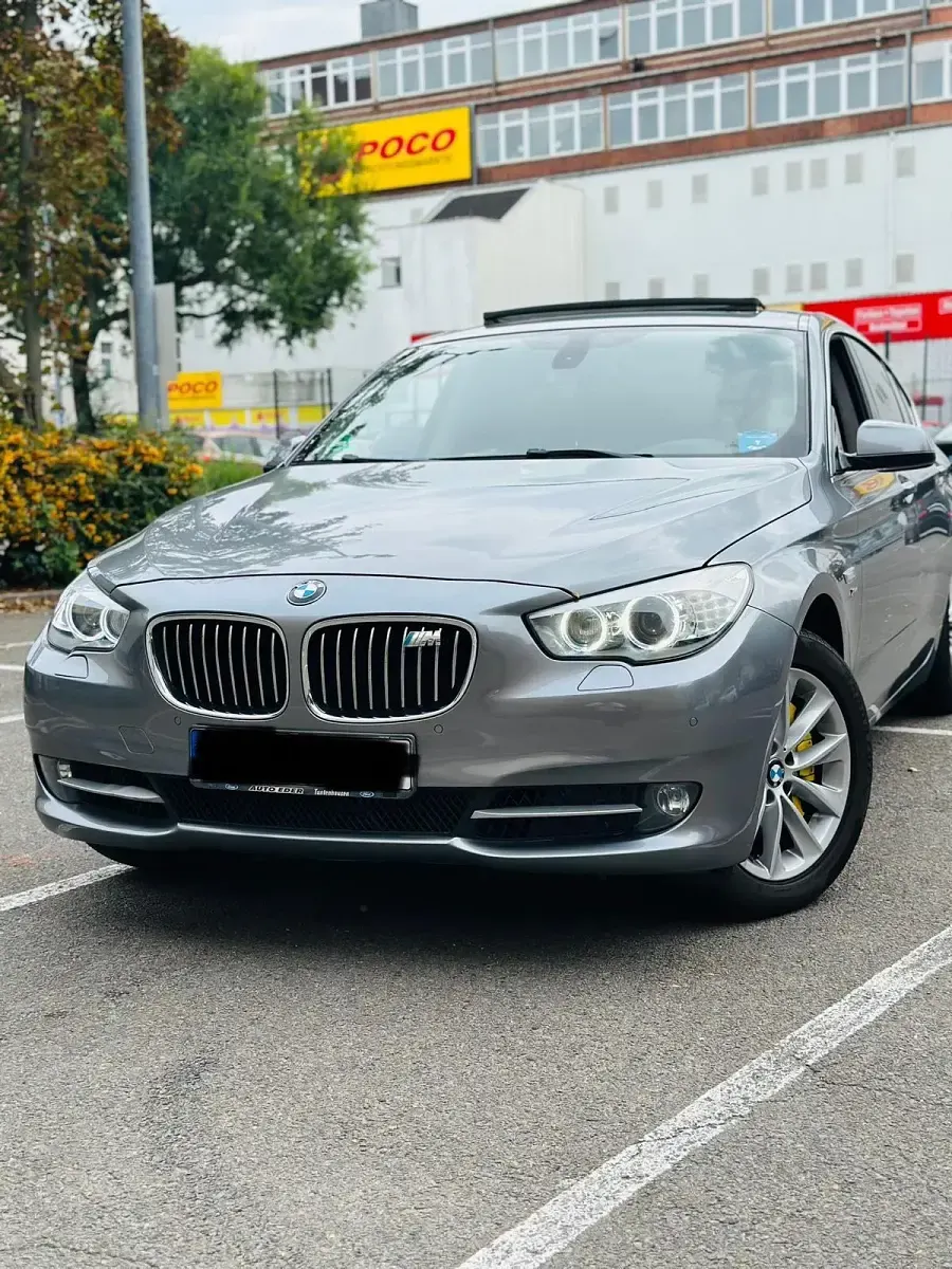 Gebraucht BMW 530 258 PS (189 kW) 2012 Grau Limousine