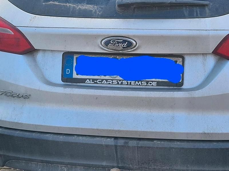 Gebraucht Ford Focus Titanium 120 PS (88 kW) 2015 Silber Kombi