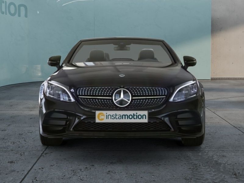Gebraucht Mercedes C300 258 PS (189 kW) 2023 Schwarz Cabrio