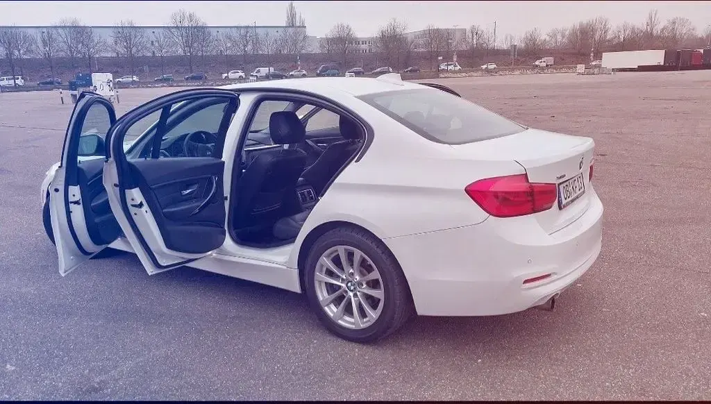 Gebraucht BMW 320 Sport Line 184 PS (135 kW) 2017 Weiß Limousine