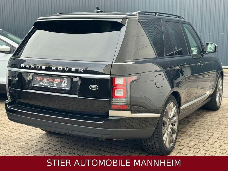 Gebraucht Land Rover Range Rover Vogue 258 PS (189 kW) 2015 Schwarz SUV