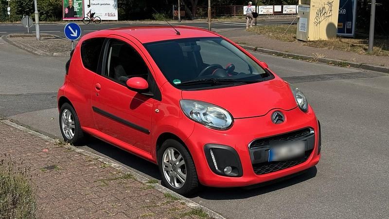 Rot Gebraucht 2014 Citroën C1 Kleinwagen | 5.250 € (Fairer Preis) - Bild 1/4
