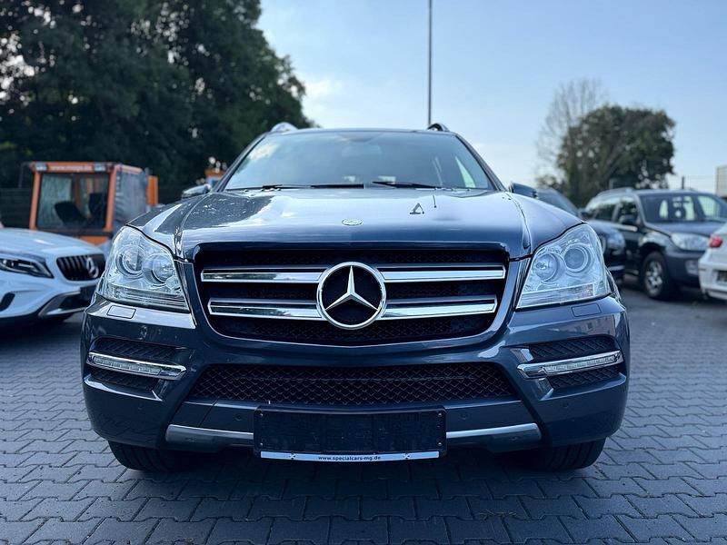 Gebraucht Mercedes GL350 265 PS (194 kW) 2011 Grau SUV