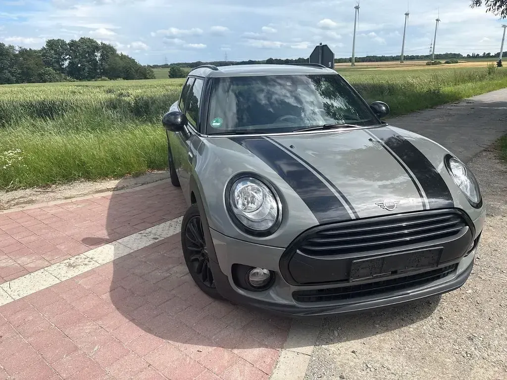 Gebraucht Mini One Clubman 102 PS (75 kW) 2018 Grau Kombi