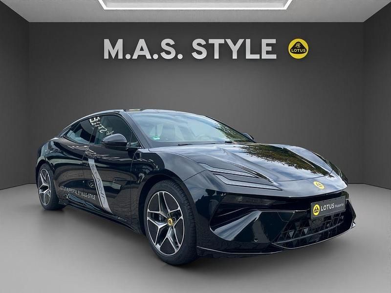 Gebraucht Lotus Emeya 450 kW (612 PS) 2025 Stellar black Kleinwagen