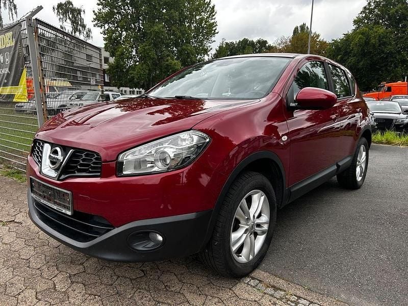 Rot Gebraucht 2011 Nissan Qashqai Acenta SUV | 6.990 € (Fairer Preis) - Bild 1/4