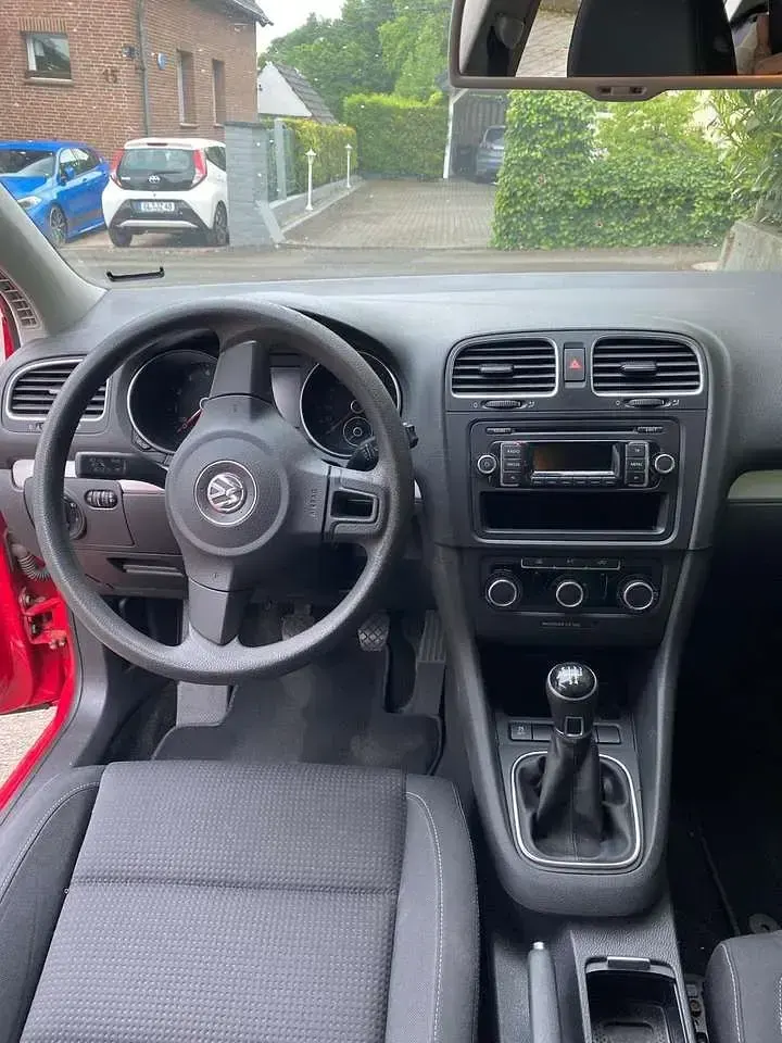 Gebraucht VW Golf VII Move 105 PS (77 kW) 2012 Rot Kleinwagen