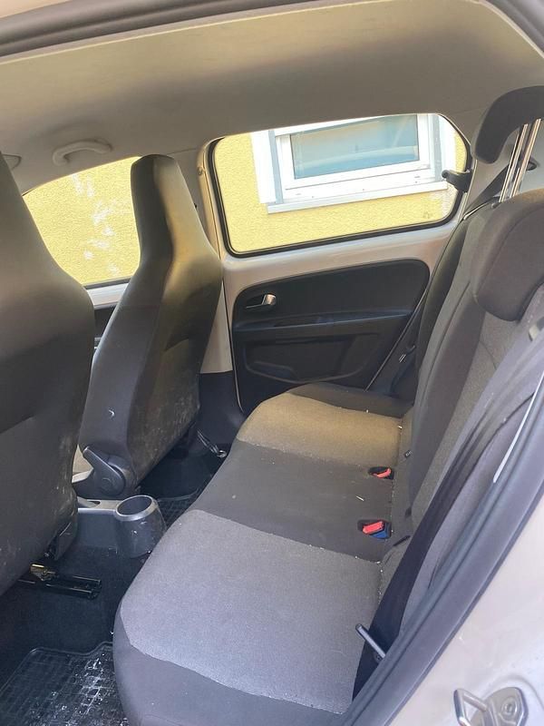 Gebraucht VW up! 60 PS (44 kW) 2016 Weiß Kleinwagen