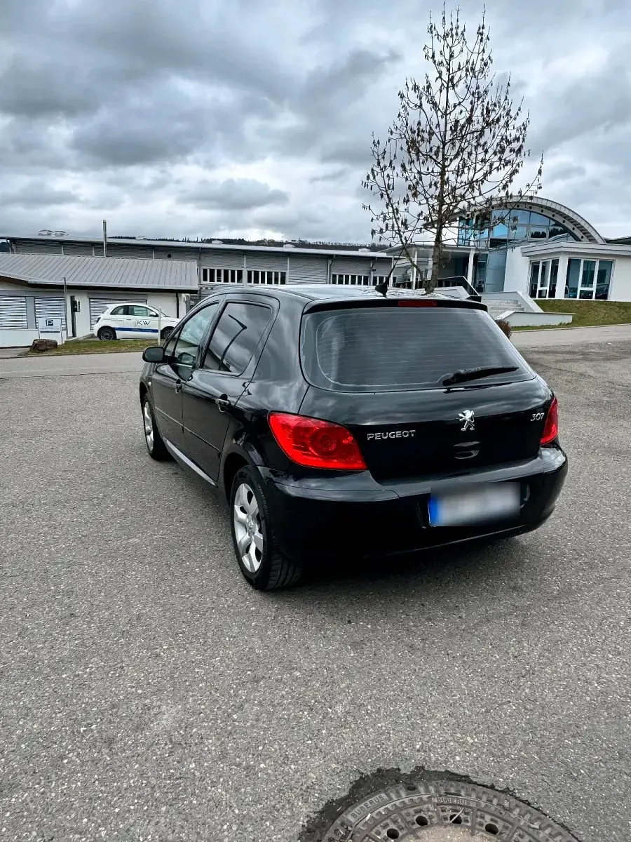Gebraucht Peugeot 307 109 PS (80 kW) 2005 Schwarz Limousine