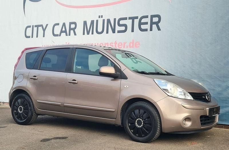 Gebraucht Nissan Note Acenta 103 PS (75 kW) 2010 Braun Van / Kleinbus