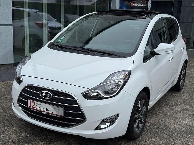 Weiß Gebraucht 2017 Hyundai ix20 YES! Kleinwagen | 9.990 € (Fairer Preis) - Bild 1/4
