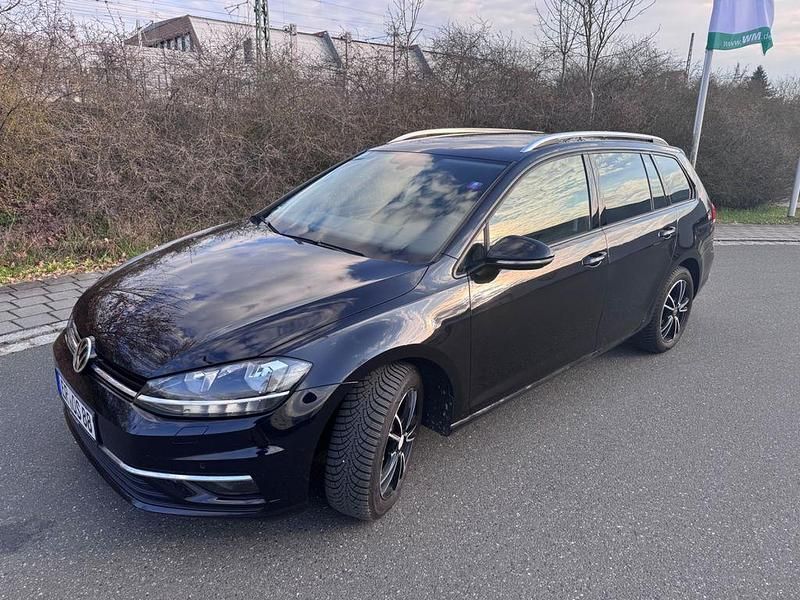 Gebraucht VW Golf VII Join 116 PS (85 kW) 2018 Schwarz Kombi