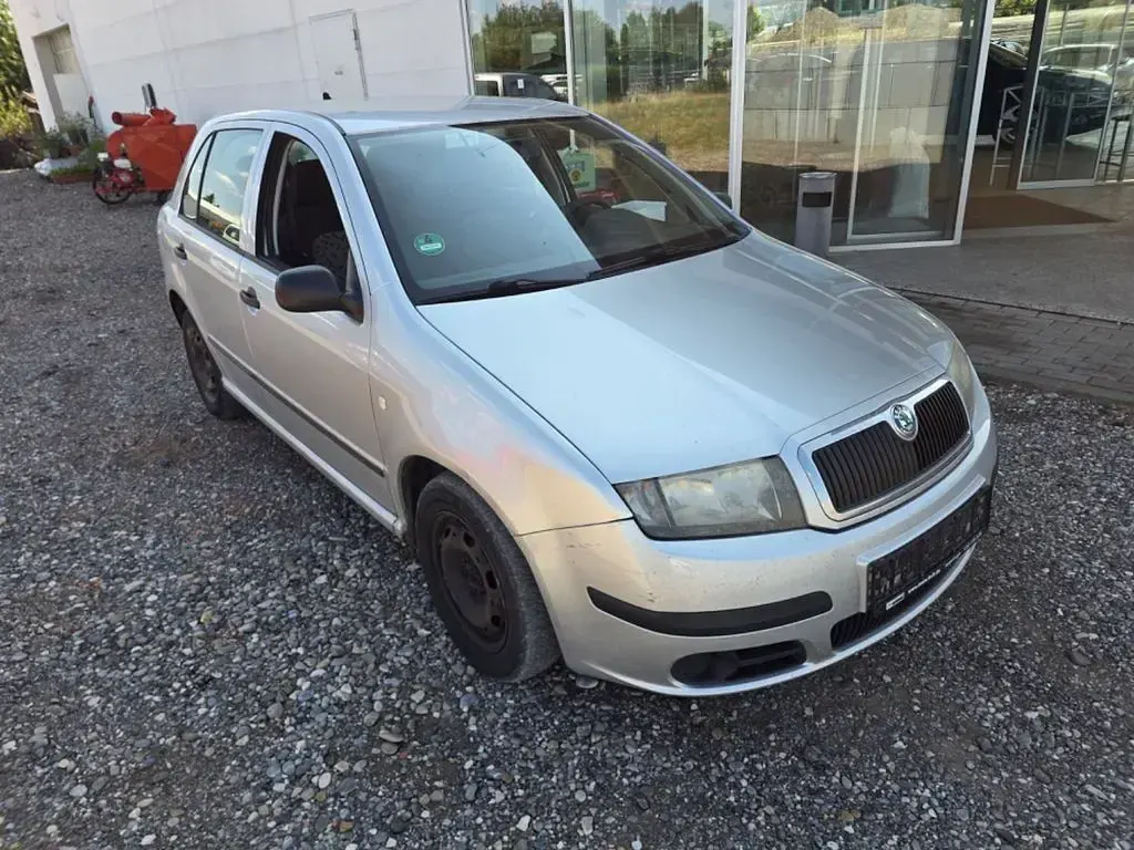 Gebraucht Skoda Fabia Classic 54 PS (39 kW) 2005 Silber Limousine