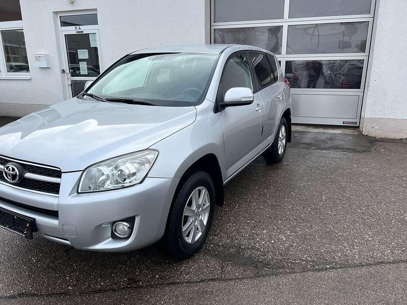 Gebraucht Toyota RAV4 Sol 158 PS (116 kW) 2009 Silver metallic SUV