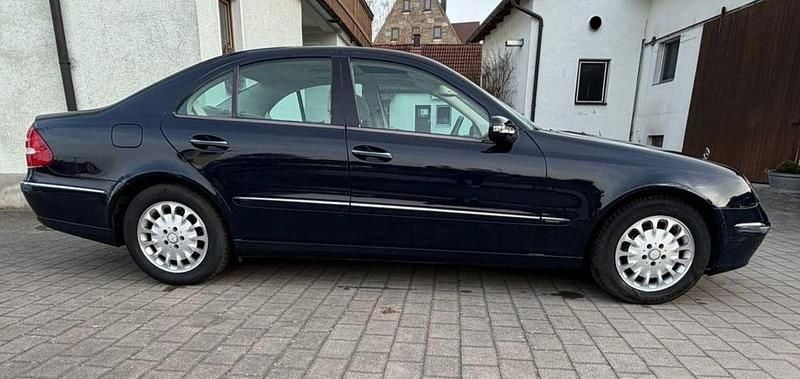 Gebraucht Mercedes E320 224 PS (164 kW) 2003 Blau Limousine