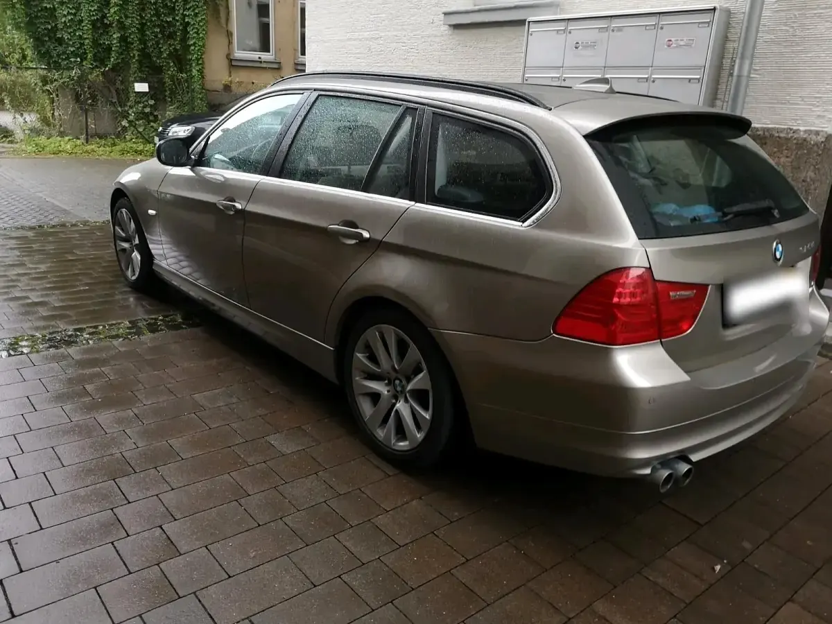 Gebraucht BMW 325 204 PS (150 kW) 2010 Kombi