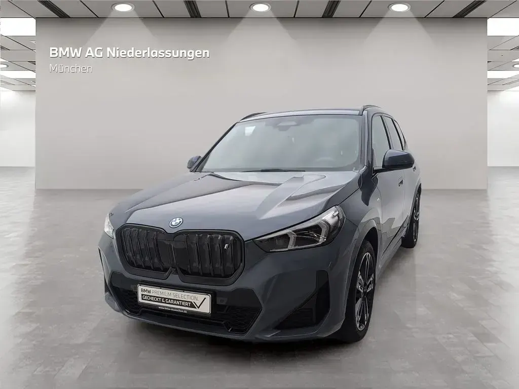 Gebraucht BMW iX1 Performance 200 kW (272 PS) 2023 Grau SUV