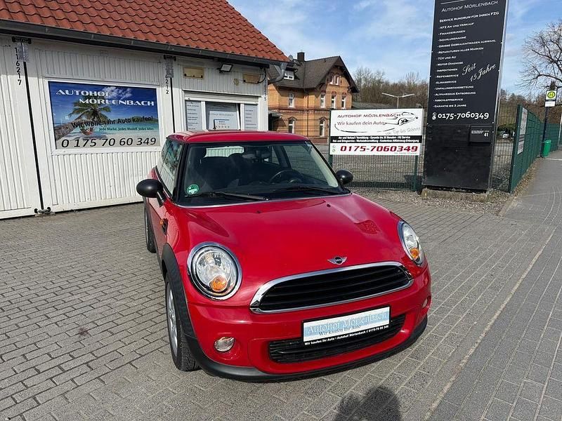 Gebraucht Mini ONE 75 PS (55 kW) 2012 Chili (solar) red Kleinwagen