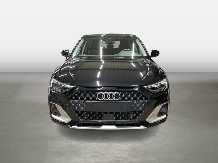 Gebraucht Audi A1 Ambiente 116 PS (85 kW) 2024 Mythosschwarz (metallic) Kleinwagen