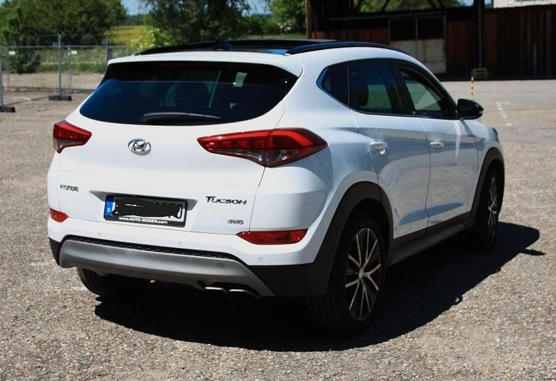 Gebraucht Hyundai Tucson Passion 177 PS (130 kW) 2018 Weiß SUV