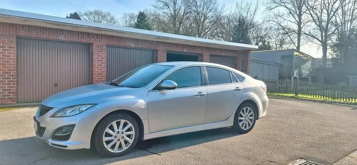 Gebraucht Mazda 6 129 PS (94 kW) 2011 Silber Limousine