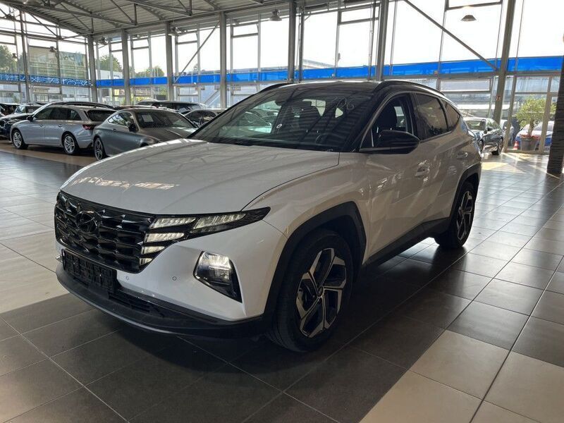 Weiß Gebraucht 2022 Hyundai Tucson Trend SUV | 26.400 € (Superpreis) - Bild 1/4