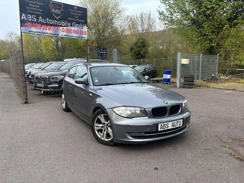 Gebraucht BMW 120 Performance 177 PS (130 kW) 2009 Grau Kleinwagen