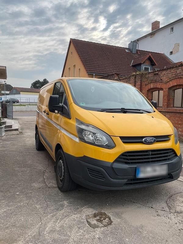 Usado Ford Transit 102 HP (75 kW) 2015 Amarelo Monovolume