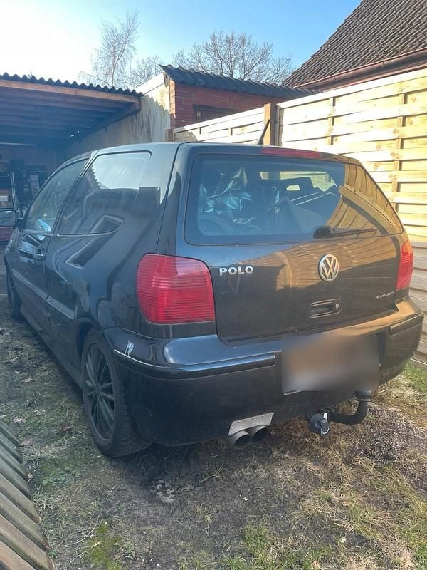 Gebraucht VW Polo 60 PS (44 kW) 2001 Schwarz Kleinwagen