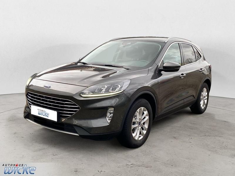 Gebraucht Ford Kuga Titanium 150 PS (110 kW) 2020 Grau SUV