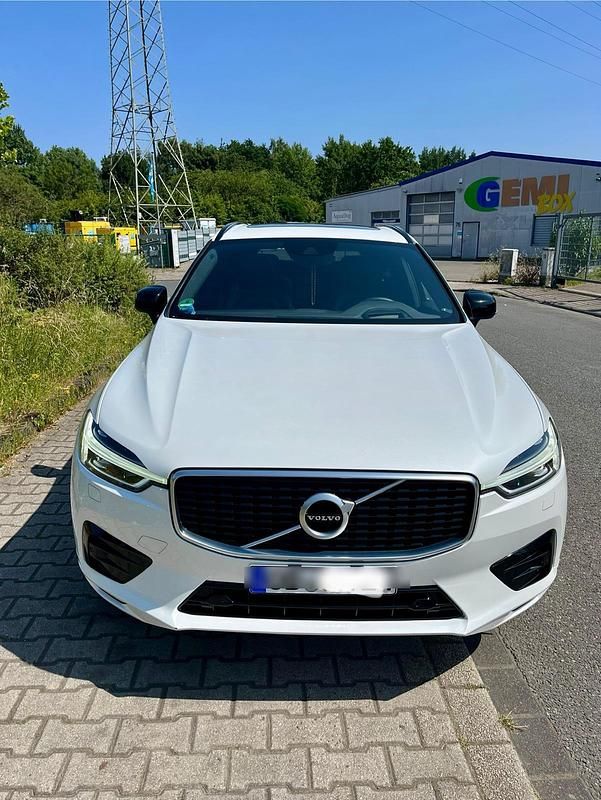 Weiß Gebraucht 2019 Volvo XC60 R-Design SUV | 25.950 € (Teuer) - Bild 1/4