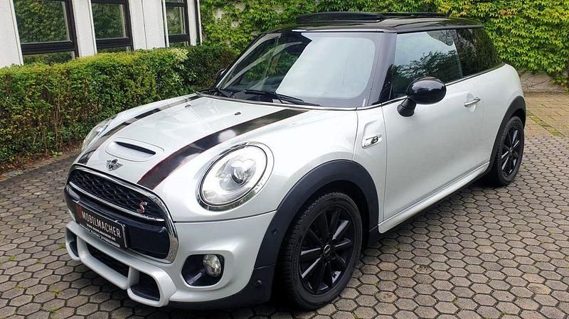 Gebraucht Mini Cooper S Chili 192 PS (141 kW) 2018 Silber Kleinwagen