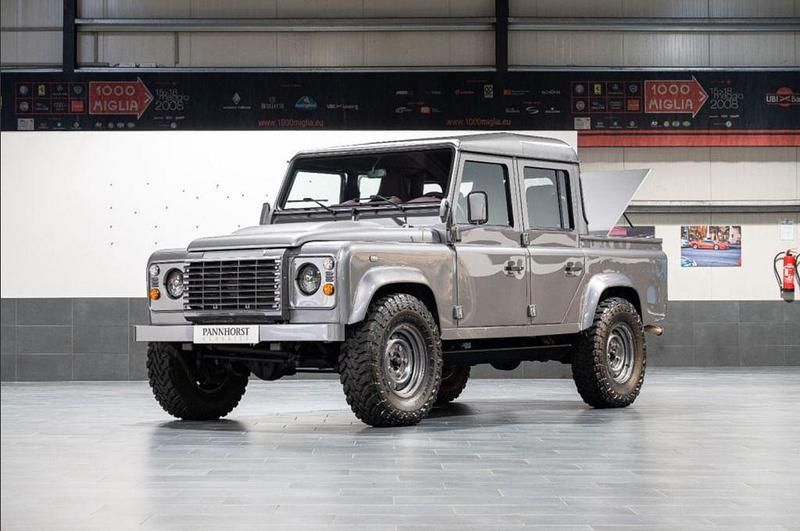 Gebraucht Land Rover Defender 122 PS (89 kW) 2011 Silber SUV