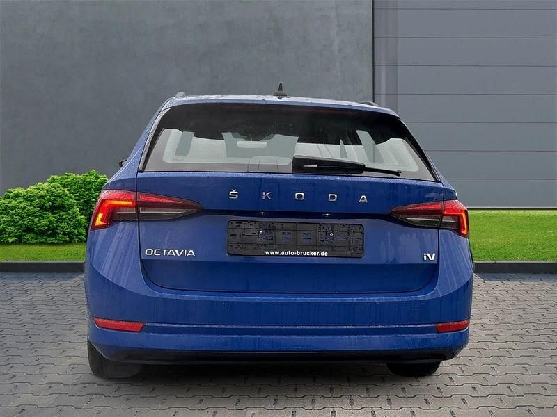 Gebraucht Skoda Octavia Ambition 204 PS (150 kW) 2023 Blau Kombi