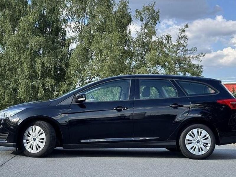 Gebraucht Ford Focus S 120 PS (88 kW) 2015 Schwarz Kombi