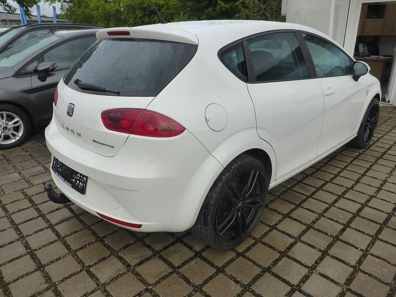 Gebraucht Seat Leon Copa 105 PS (77 kW) 2012 Weiß Limousine
