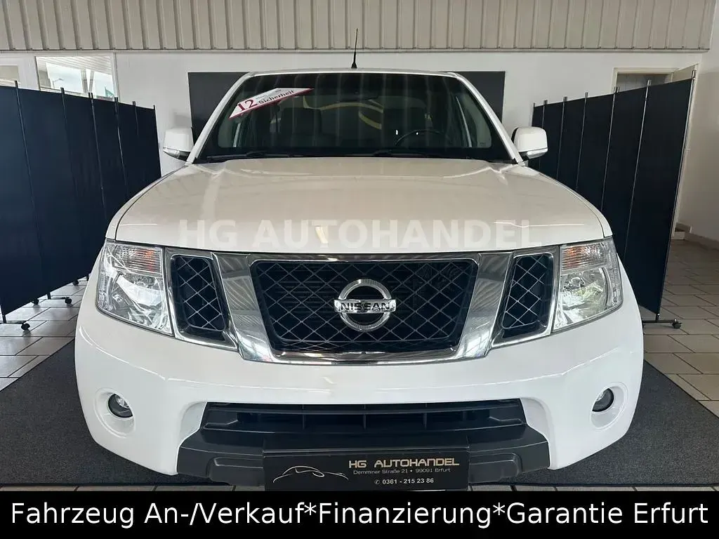 Gebraucht Nissan Navara SE 190 PS (139 kW) 2015 Weiß Pickup