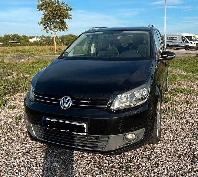 Schwarz Gebraucht 2011 VW Touran Comfortline Van / Kleinbus | 5.200 € (Fairer Preis) - Bild 1/4