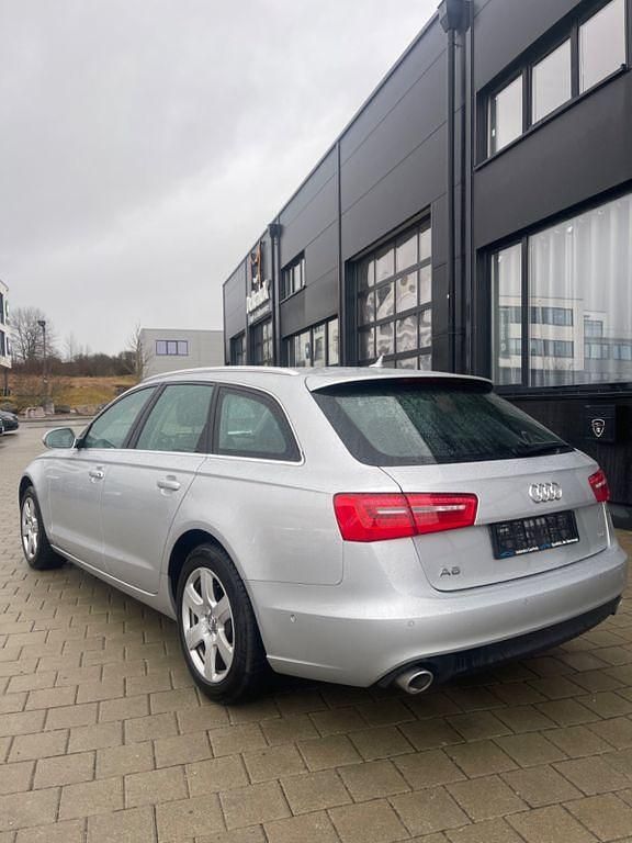 Gebraucht Audi A6 Ambiente 204 PS (150 kW) 2012 Silber Kombi