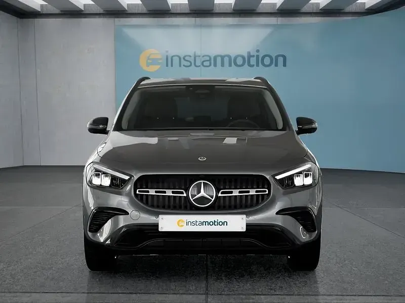Gebraucht Mercedes GLA220 190 PS (139 kW) 2024 Grau SUV