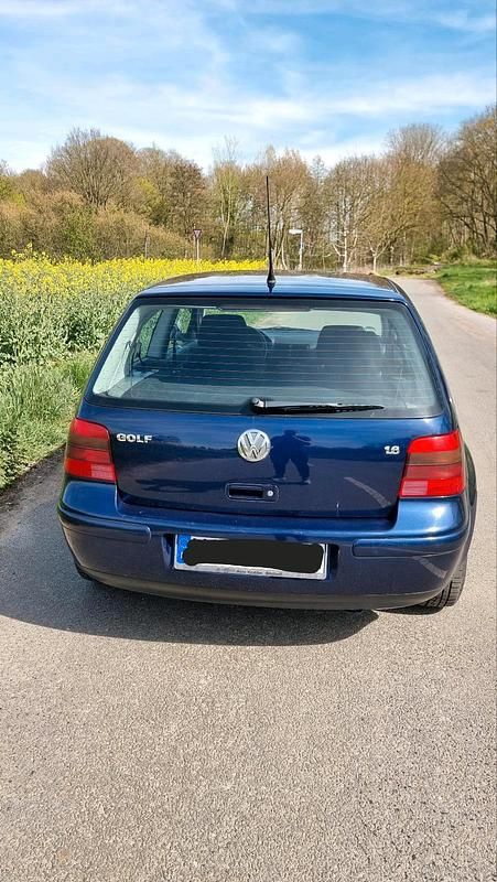Gebraucht VW Golf IV 105 PS (77 kW) 2002 Kleinwagen