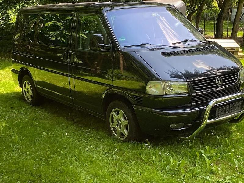 Usata VW Multivan 102 CV (75 kW) 2000 Nero Monovolume
